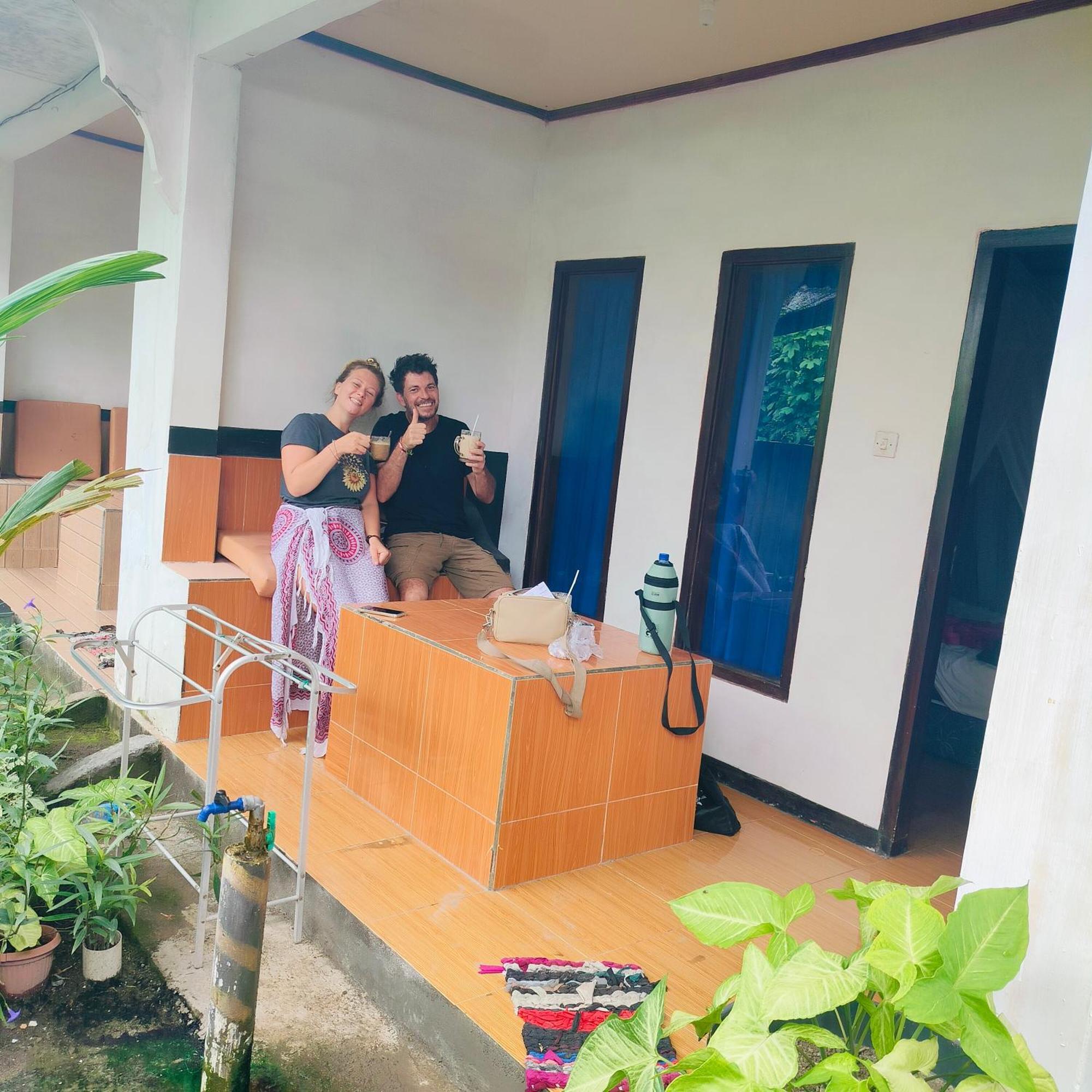 Aladdin Homestay غيلي آير المظهر الخارجي الصورة
